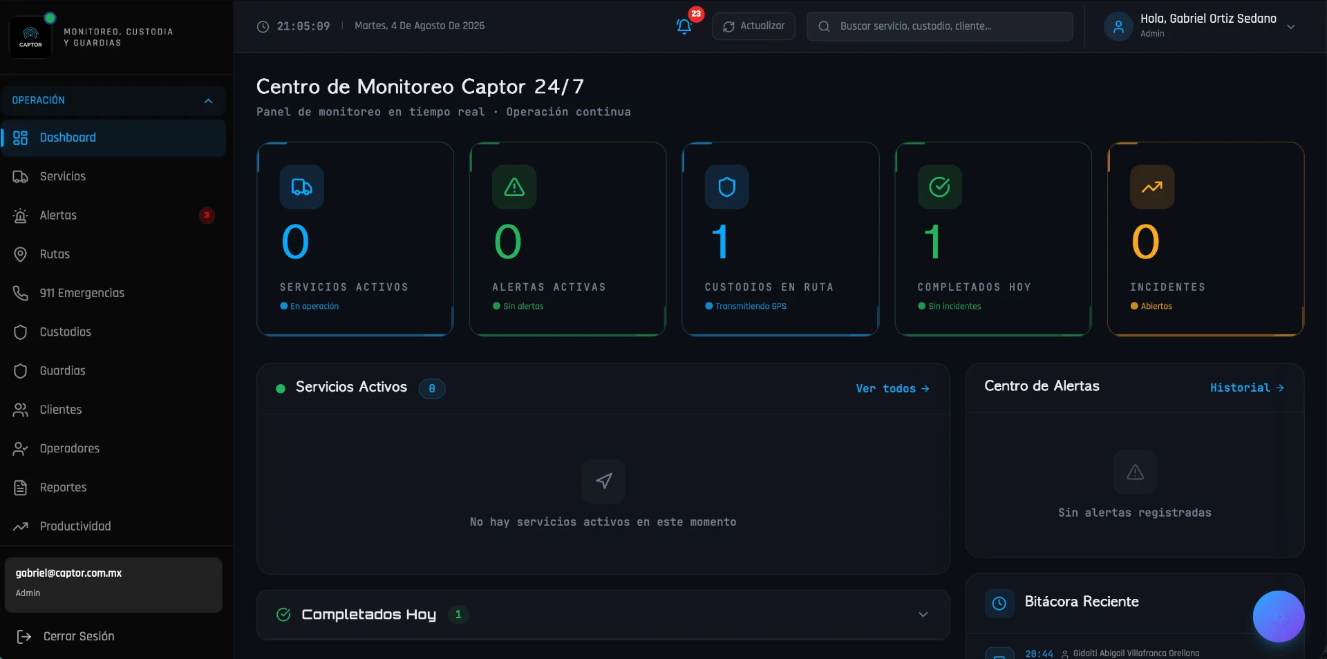Centro de Monitoreo Captor 24/7: panel de control en tiempo real con servicios activos, alertas, custodios en ruta y bitácora reciente